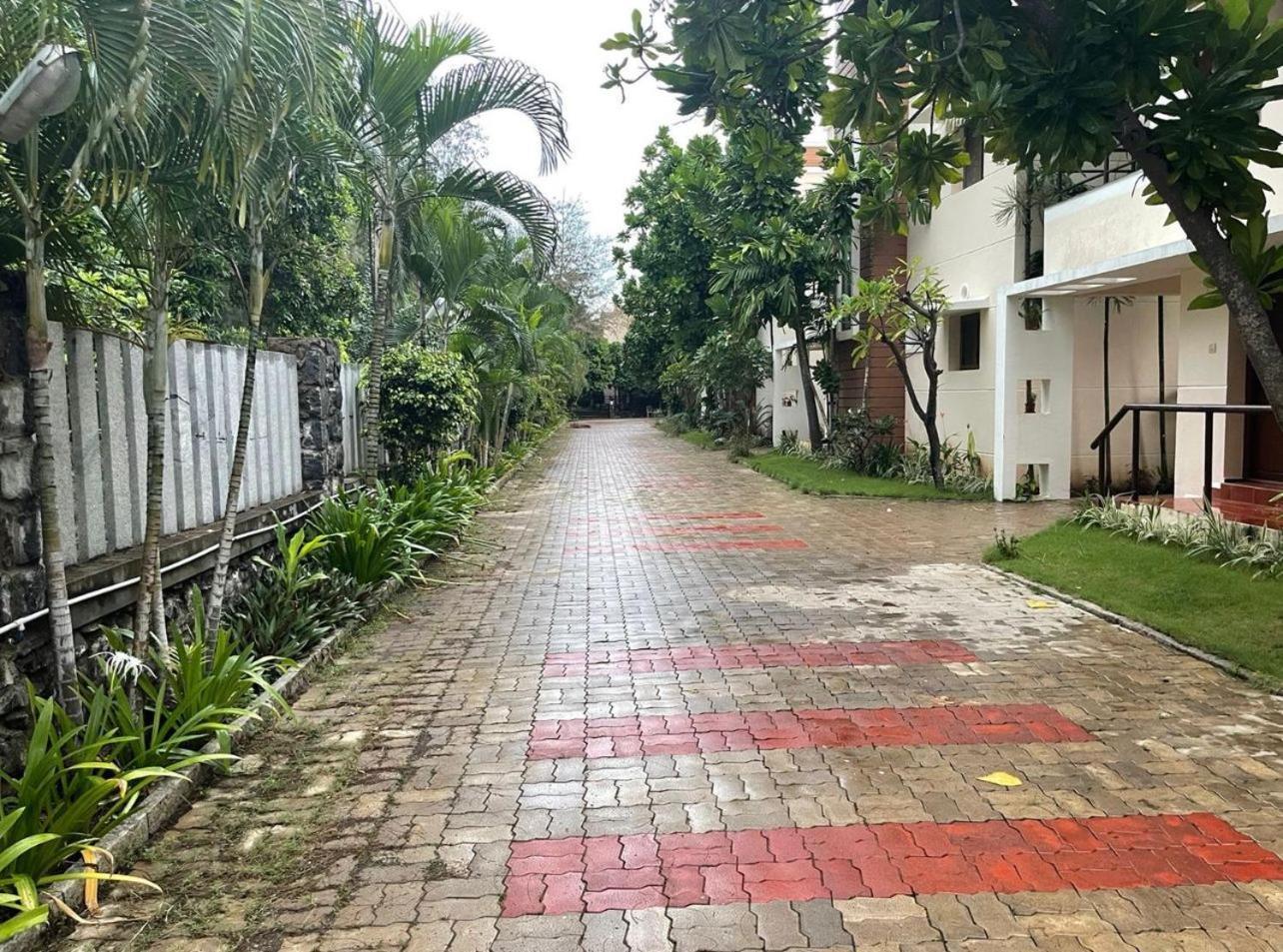 Barefootbay - With Private Access